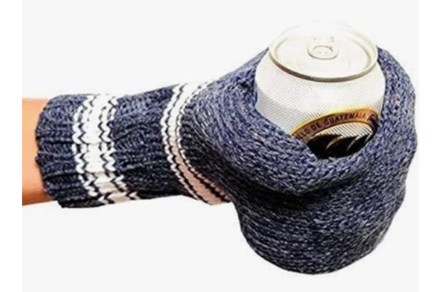 8. Suzy Kuzy Beer Mitt