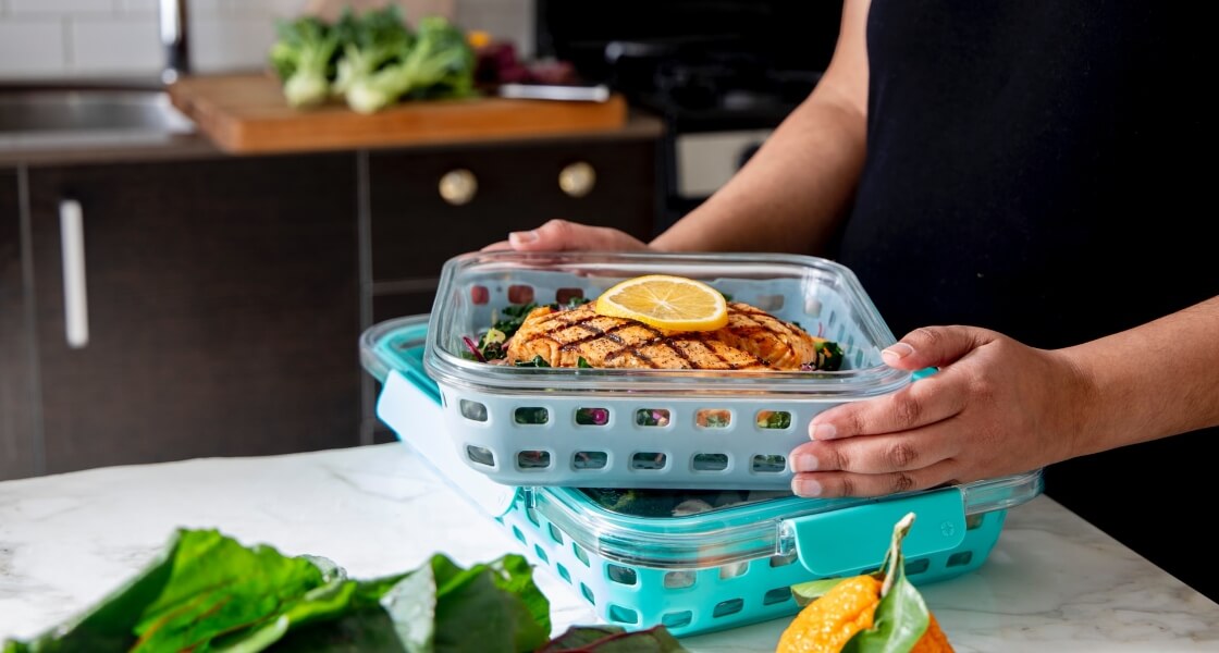 person doing meal-prepping